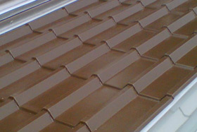 Single skin tiled roofing sheet